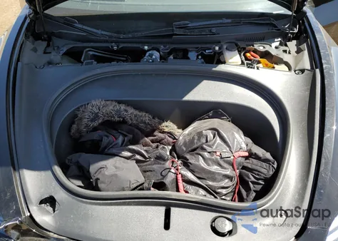 2024 Tesla Model 3 Long Range Dual Motor All-Wheel Drive z USA, uszkodzony, nr VIN 5YJ3E1EB3RF833501